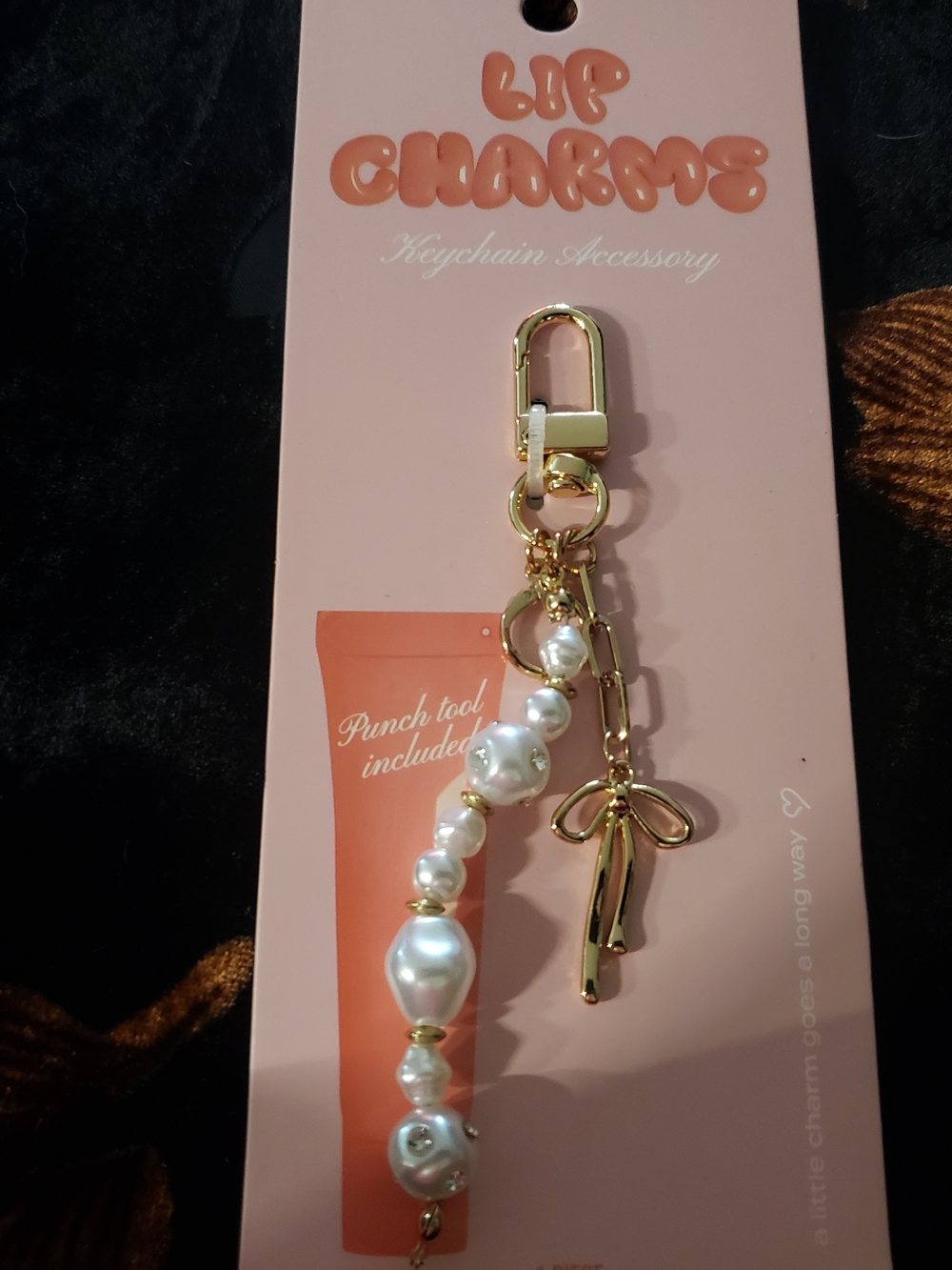 Source Unknown Gold Bow & Pearl Keychain Accessory